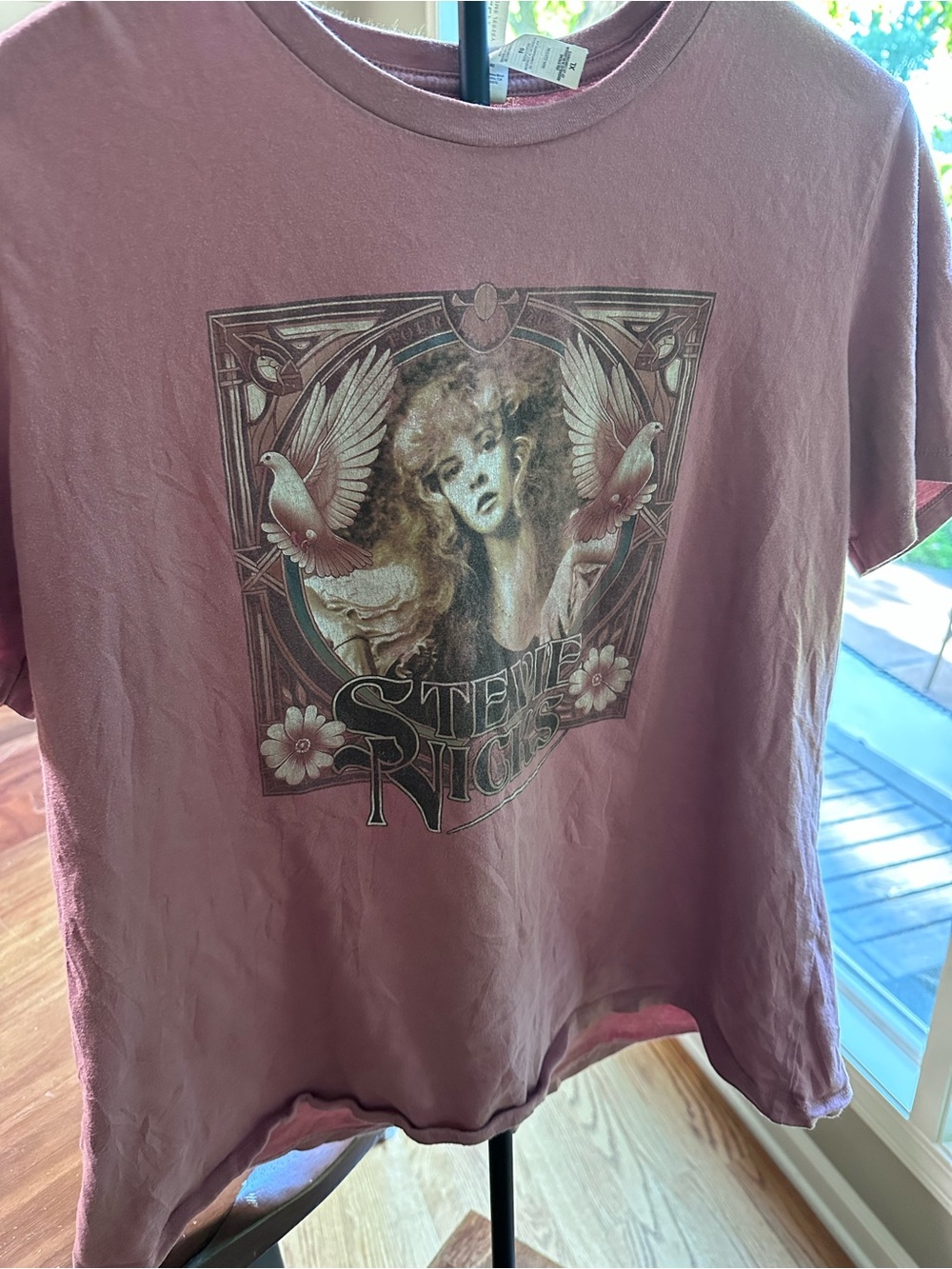 Stevie Nicks Tour Tee women’s XL Pink Graphic Shirt Fleetwood Mac Boho Witchy
